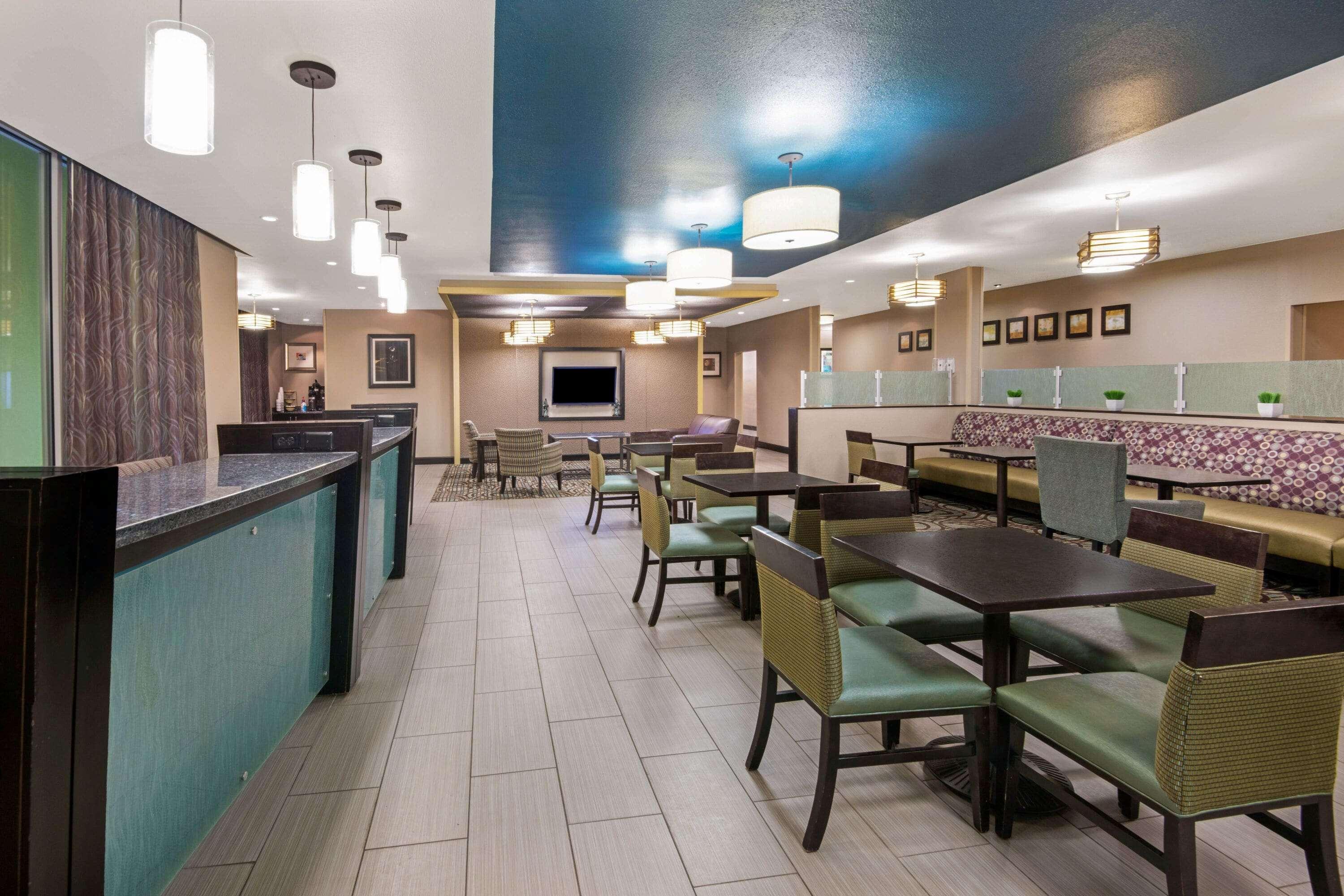 La Quinta Inn & Suites By Wyndham Durant Εξωτερικό φωτογραφία