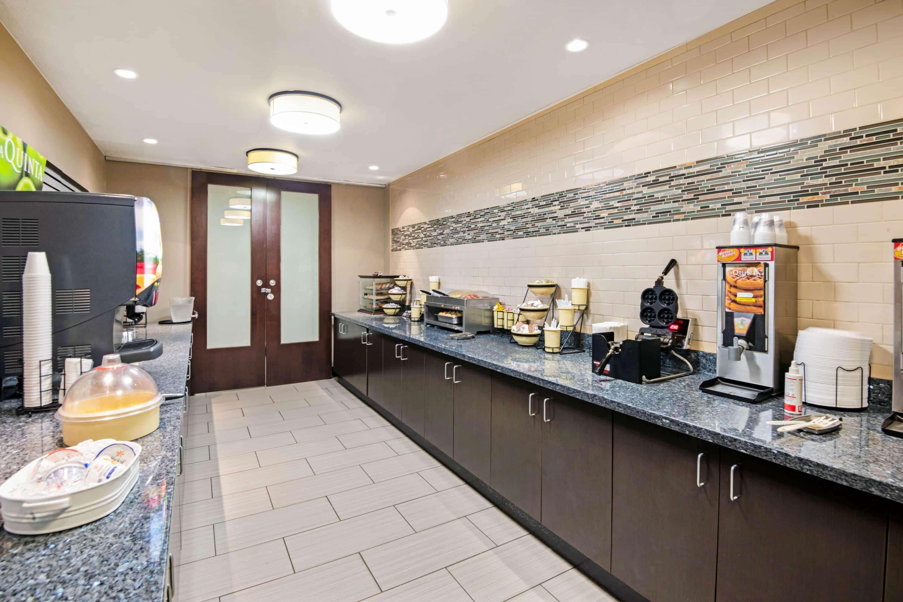 La Quinta Inn & Suites By Wyndham Durant Εξωτερικό φωτογραφία