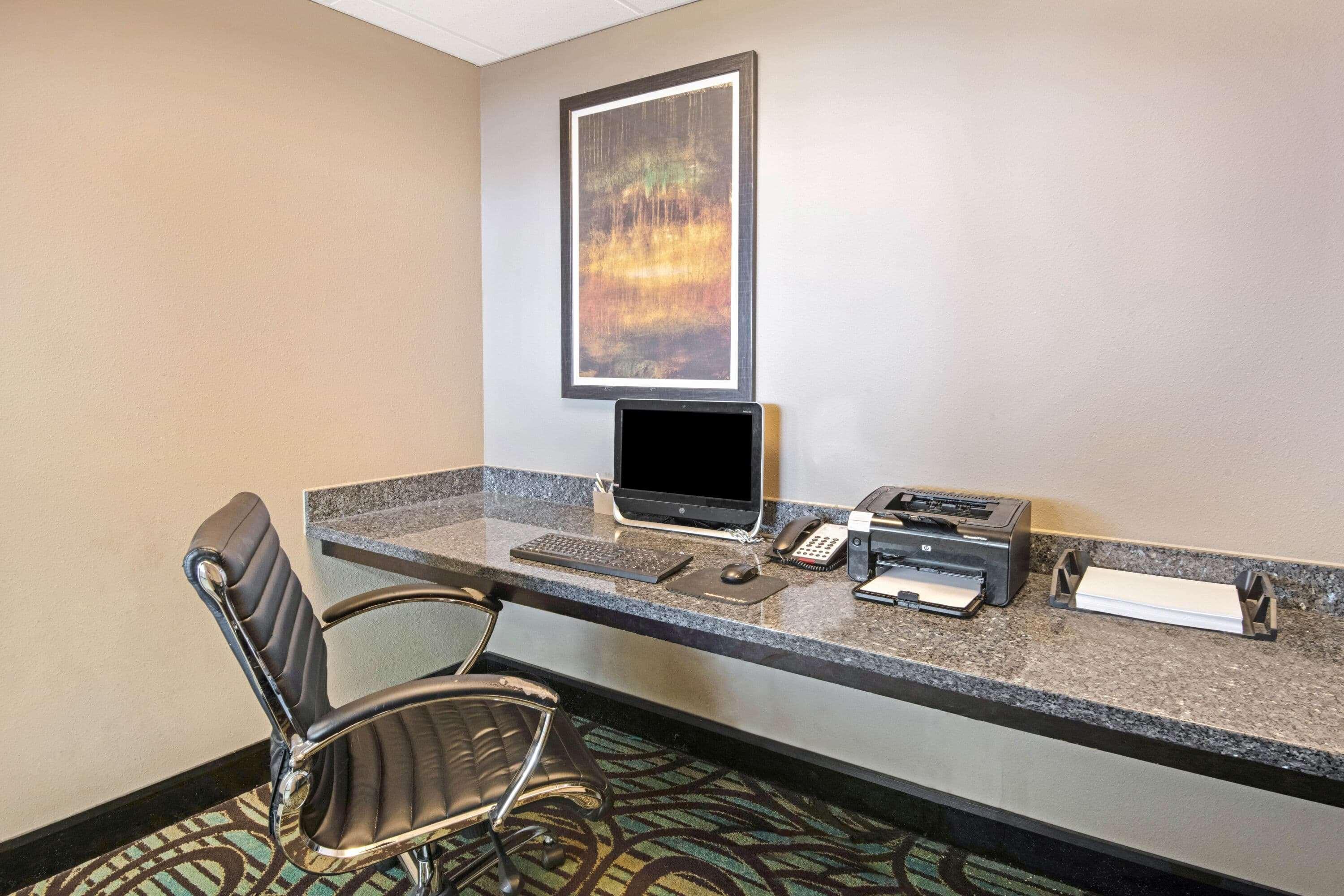 La Quinta Inn & Suites By Wyndham Durant Εξωτερικό φωτογραφία