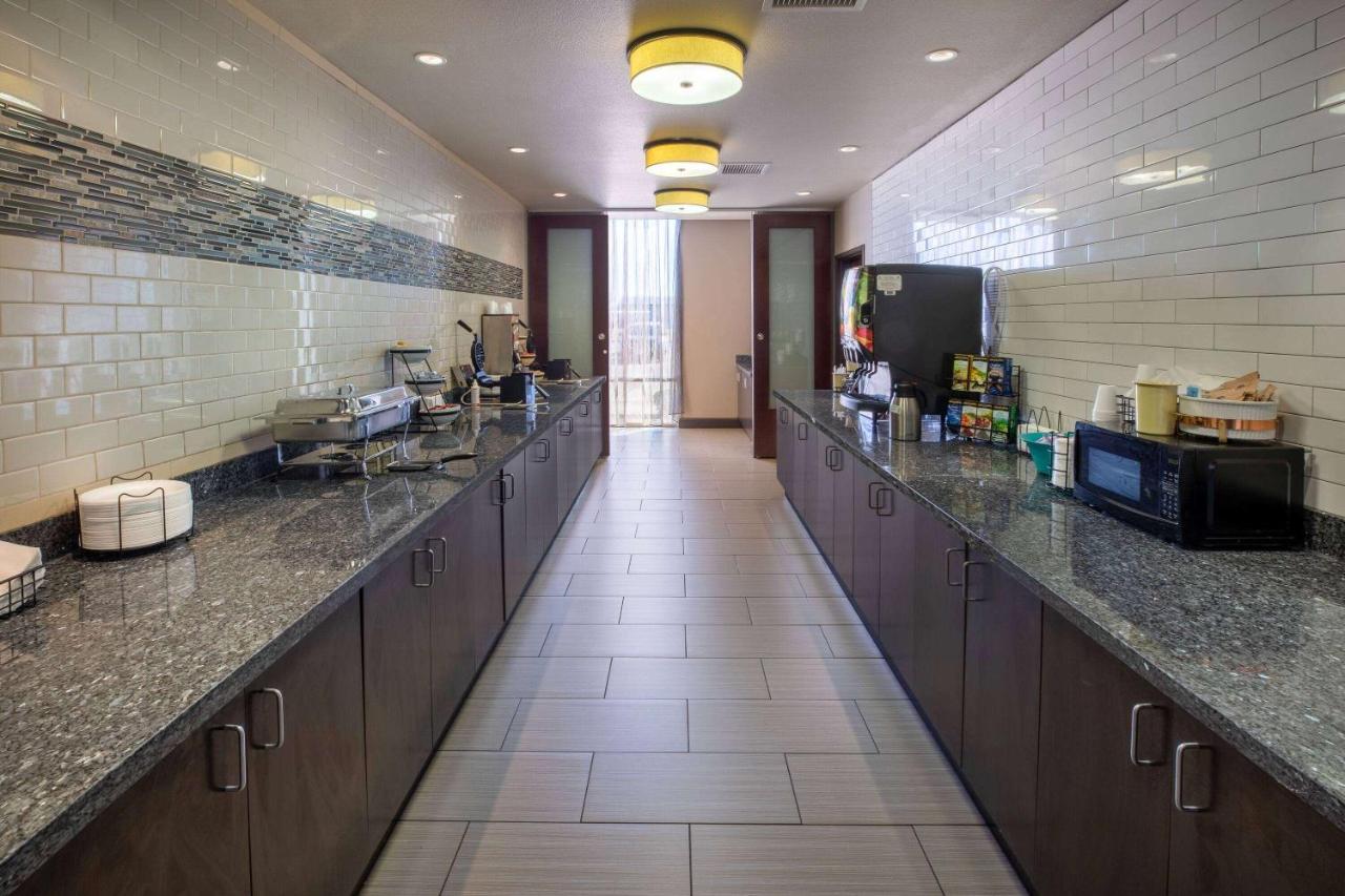 La Quinta Inn & Suites By Wyndham Durant Εξωτερικό φωτογραφία