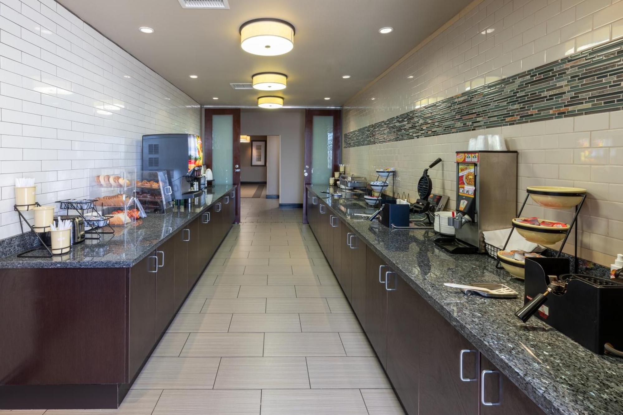 La Quinta Inn & Suites By Wyndham Durant Εξωτερικό φωτογραφία
